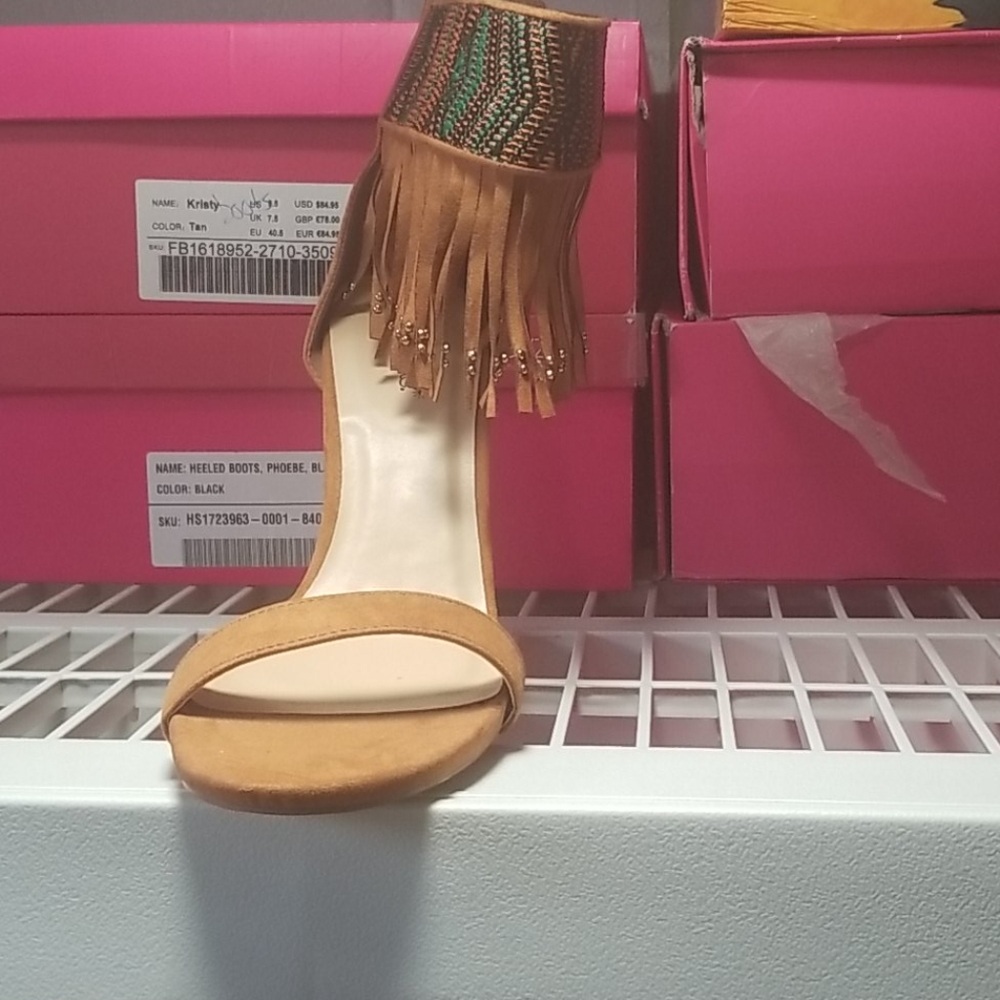 Shoes - Picture 2 of 3